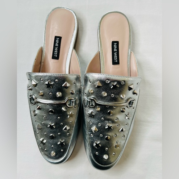 Nine West Welynne Studded Silver Mule, Vegan Leather, NIB - Picture 4 of 8